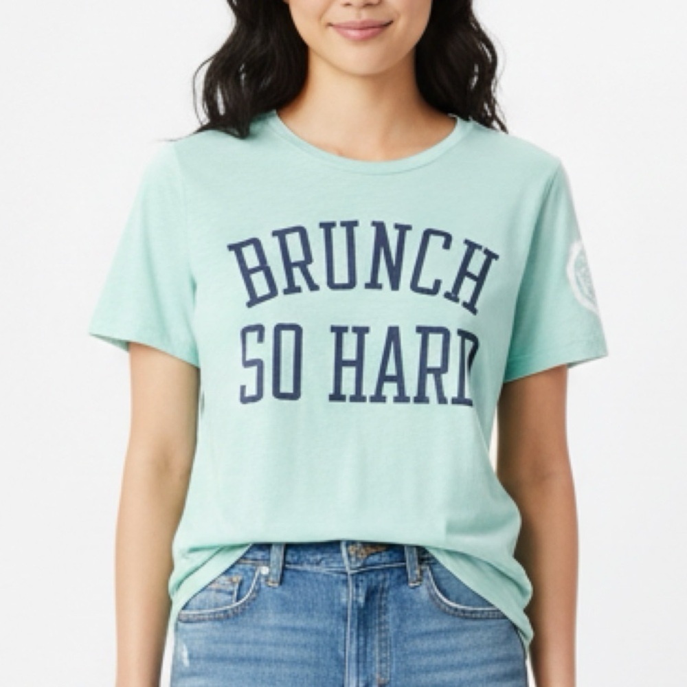 PINK Victorias Secret Brunch So Hard Graphic Tee Women’s Size Small